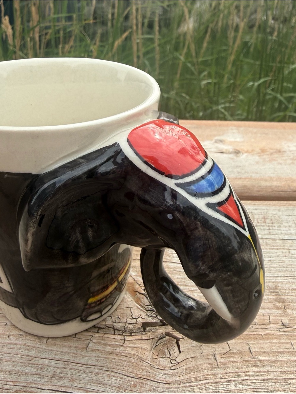 Hand-Painted Elephant Ceramic Mug - Decorative Elephant Handle Home Art